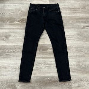 Women’s Levi’s Black Distressed Skinny Taper